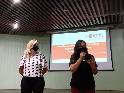 notícia: SEMED realiza encontro com os professores da RME para formação pedagógica