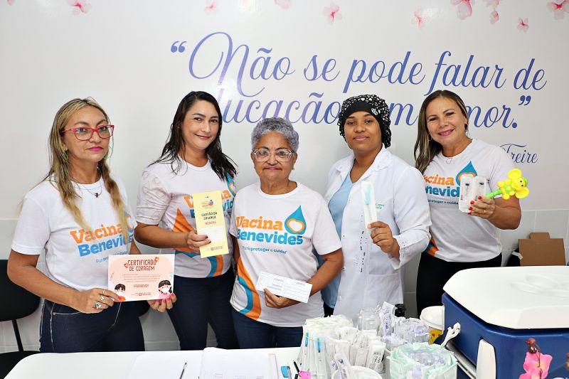 DIA D CAMPANHA DE VACINAÇÃO CONTRA INFLUENZA <div class='credito_fotos'>Foto: Márcio Souza &nbsp;&nbsp;|&nbsp;&nbsp; <a href='/midias/2023/originais/7710_a4a95217-2a92-86e5-913a-facc12f07349.jpg' download><i class='fa-solid fa-download'></i> Download</a></div>