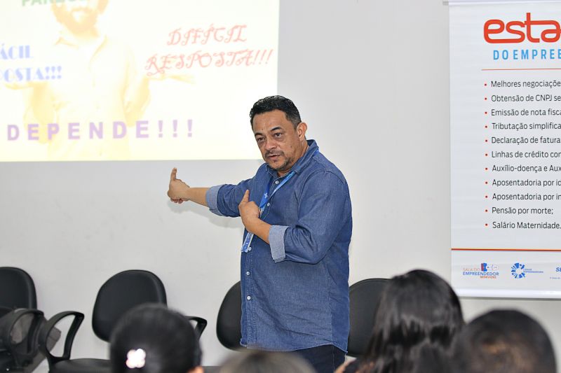 Entrega dos Certificados dos Cursos em Parceria com o SEBRAE <div class='credito_fotos'>Foto: Márcio Souza &nbsp;&nbsp;|&nbsp;&nbsp; <a href='/midias/2023/originais/7724_9a3d2afc-95f5-35a6-0e17-3142c4f6f60e.jpg' download><i class='fa-solid fa-download'></i> Download</a></div>