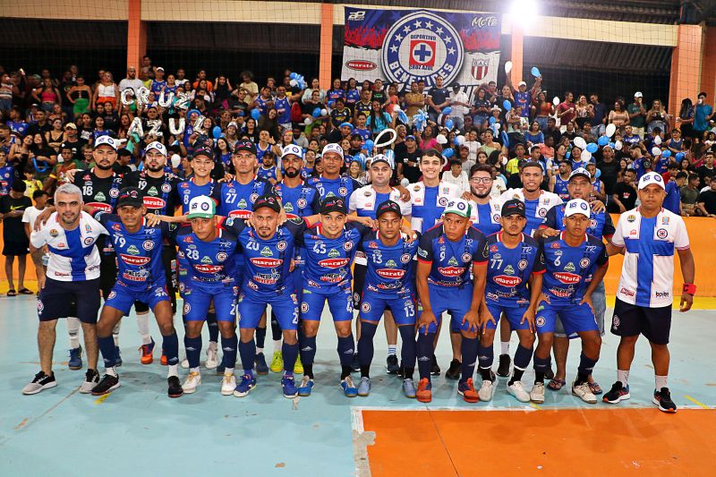 FINAL DO CAMPEONATO DE FUTSAL <div class='credito_fotos'>Foto: Márcio Souza &nbsp;&nbsp;|&nbsp;&nbsp; <a href='/midias/2023/originais/7733_a1355ef4-c02b-e3fe-07ae-34739bc03048.jpg' download><i class='fa-solid fa-download'></i> Download</a></div>
