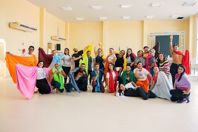 notícia: Prefeitura de Benevides promove oficina de Corpo e Ludicidade: Brincadeiras na Educação