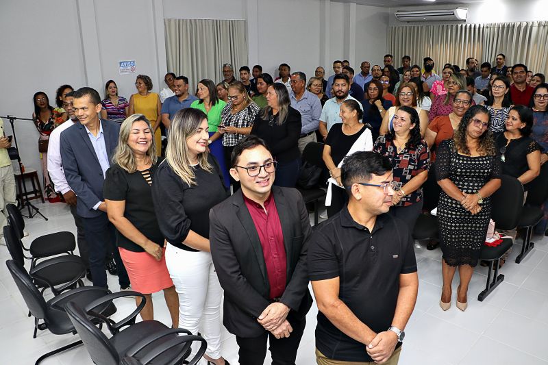 POSSE DOS GESTORES ALGUNS REGISTROS <div class='credito_fotos'>Foto: Márcio Souza &nbsp;&nbsp;|&nbsp;&nbsp; <a href='/midias/2024/originais/7741_d82f697a-9c8b-1778-8678-572e0562cae4.jpg' download><i class='fa-solid fa-download'></i> Download</a></div>