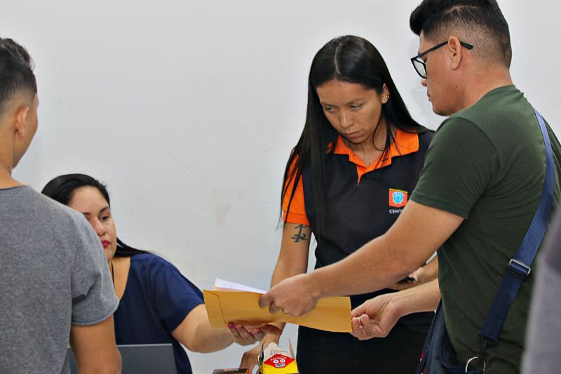 PLANTÃO DE EMPREGABILIDADE CEMTER <div class='credito_fotos'>Foto: Márcio Souza &nbsp;&nbsp;|&nbsp;&nbsp; <a href='/midias/2024/originais/7748_928d1e9c-99e4-7269-15bb-57cdb2e58fdb.jpg' download><i class='fa-solid fa-download'></i> Download</a></div>