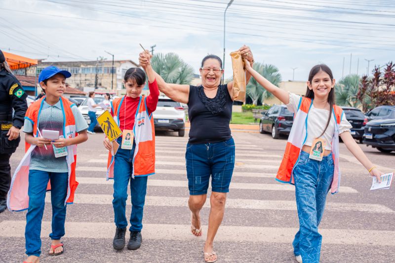  <div class='credito_fotos'>Foto: Karla Reis &nbsp;&nbsp;|&nbsp;&nbsp; <a href='/midias/2024/originais/7762_ab5d4d45-277e-3c84-0a1f-5cfc43f5bcc4.jpg' download><i class='fa-solid fa-download'></i> Download</a></div>