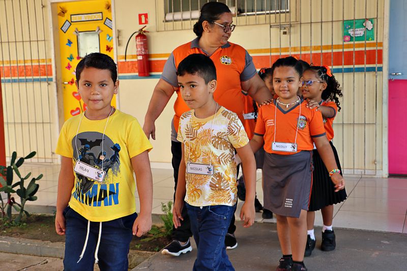 VOLTA AS AULAS MADRE TEREZA <div class='credito_fotos'>Foto: Márcio Souza &nbsp;&nbsp;|&nbsp;&nbsp; <a href='/midias/2024/originais/7765_05968c3f-47a5-4063-3fb6-9694dbfb9e65.jpg' download><i class='fa-solid fa-download'></i> Download</a></div>