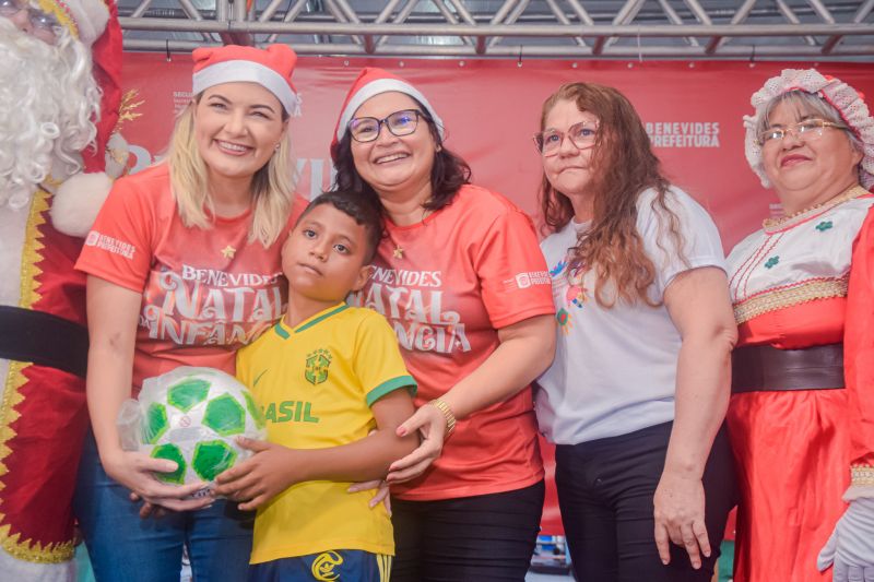  <div class='credito_fotos'>Foto: Karla Reis &nbsp;&nbsp;|&nbsp;&nbsp; <a href='/midias/2024/originais/7776_38f6b9f4-256c-2100-c9c9-0e28ef1c5278.jpg' download><i class='fa-solid fa-download'></i> Download</a></div>