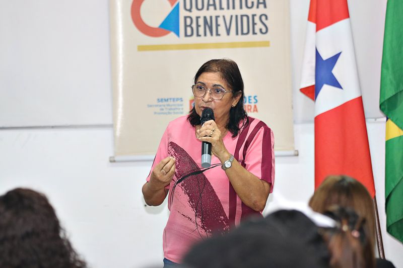 ENTREGA DE CERTIFICADO DO CURSO DE ORATÓRIA E DICÇÃO <div class='credito_fotos'>Foto: Márcio Souza &nbsp;&nbsp;|&nbsp;&nbsp; <a href='/midias/2024/originais/7793_f959335c-e105-0bc6-9ed0-2ba3e3161b09.jpg' download><i class='fa-solid fa-download'></i> Download</a></div>