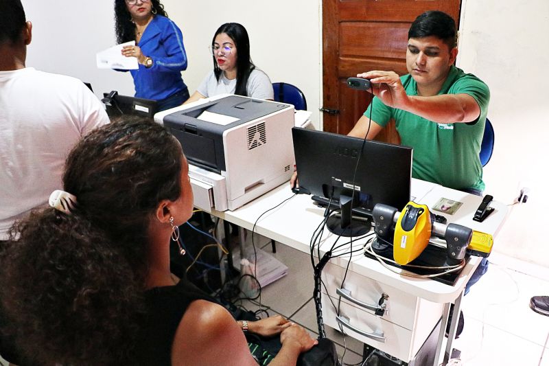 SERVIÇO DE CARTEIRA DE MEIA PASSAGEM -  MURININ <div class='credito_fotos'>Foto: Márcio Souza &nbsp;&nbsp;|&nbsp;&nbsp; <a href='/midias/2024/originais/7813_3cb831a5-c278-ca80-8b28-8333e64fbddd.jpg' download><i class='fa-solid fa-download'></i> Download</a></div>