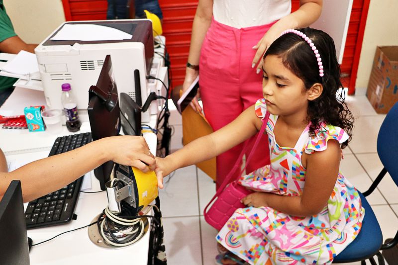 SERVIÇO DE CARTEIRA DE MEIA PASSAGEM -  MURININ <div class='credito_fotos'>Foto: Márcio Souza &nbsp;&nbsp;|&nbsp;&nbsp; <a href='/midias/2024/originais/7813_e8e35cef-dc4a-d7f0-d949-204ddfb06e6c.jpg' download><i class='fa-solid fa-download'></i> Download</a></div>