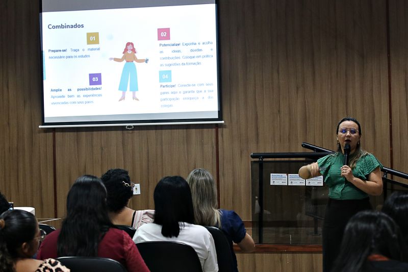 FORMAÇÃO PARA GESTORES <div class='credito_fotos'>Foto: Márcio Souza &nbsp;&nbsp;|&nbsp;&nbsp; <a href='/midias/2024/originais/7817_785522e3-0f16-2fc6-47b6-4812b7b02e09.jpg' download><i class='fa-solid fa-download'></i> Download</a></div>