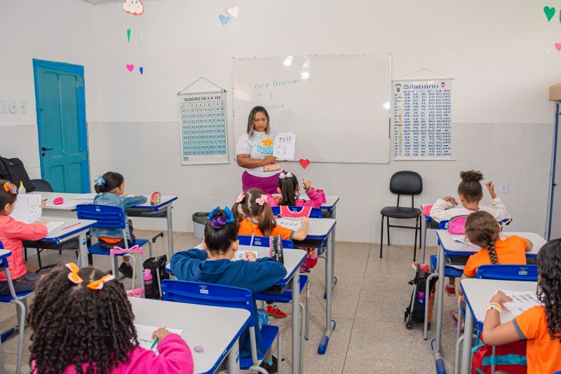  <div class='credito_fotos'>Foto: Karla Reis &nbsp;&nbsp;|&nbsp;&nbsp; <a href='/midias/2024/originais/7822_302ab24d-b678-3abd-a2f0-5085ce8fab5f.jpg' download><i class='fa-solid fa-download'></i> Download</a></div>