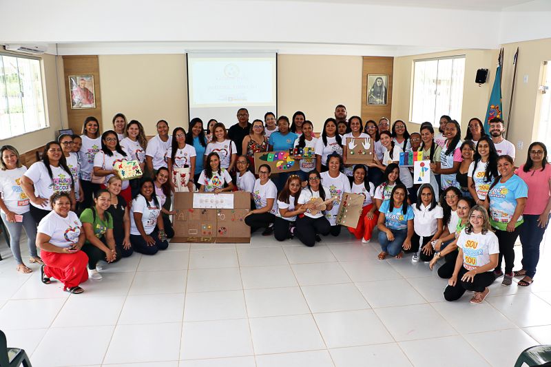 Formação dos Técnicos Educacionais Escola Bertílla <div class='credito_fotos'>Foto: Márcio Souza &nbsp;&nbsp;|&nbsp;&nbsp; <a href='/midias/2024/originais/7852_c44f9a31-380c-e0e2-498d-3b20cc03b20f.jpg' download><i class='fa-solid fa-download'></i> Download</a></div>