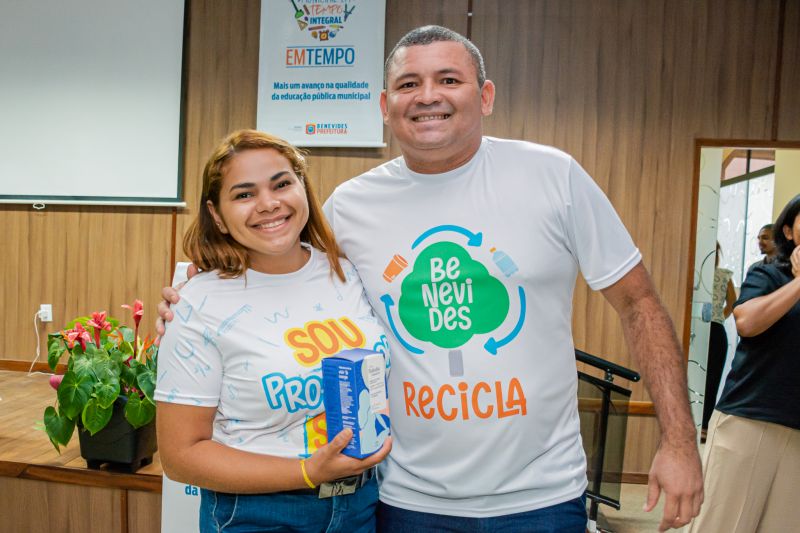  <div class='credito_fotos'>Foto: Karla Reis &nbsp;&nbsp;|&nbsp;&nbsp; <a href='/midias/2024/originais/7897_fc43230e-ade5-9f9d-ead2-64d2ce65205a.jpg' download><i class='fa-solid fa-download'></i> Download</a></div>