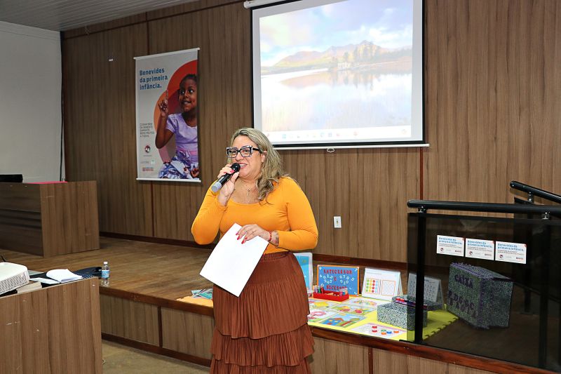 Diálogo sobre Autismo e Primeira Infância <div class='credito_fotos'>Foto: Márcio Souza &nbsp;&nbsp;|&nbsp;&nbsp; <a href='/midias/2024/originais/7920_debe8df1-0cbe-3ed9-d45b-0ec289114ac4.jpg' download><i class='fa-solid fa-download'></i> Download</a></div>