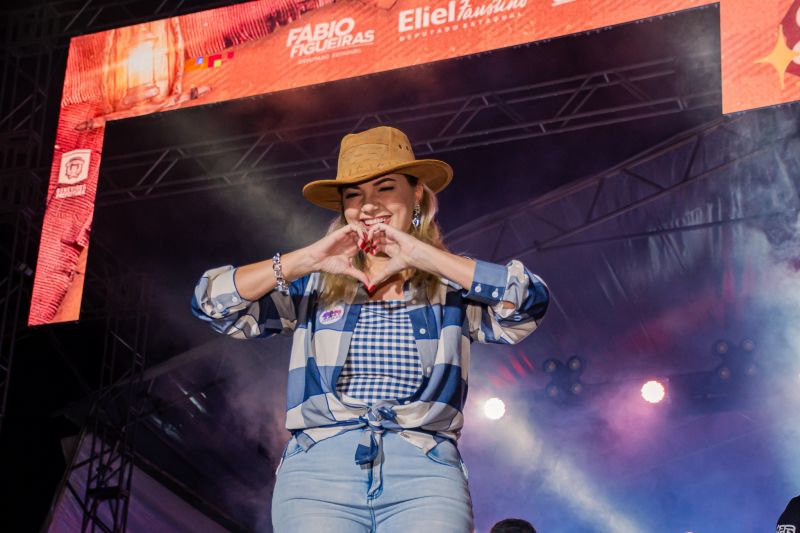  <div class='credito_fotos'>Foto: Karla Reis &nbsp;&nbsp;|&nbsp;&nbsp; <a href='/midias/2024/originais/7953_25af0c60-0be9-4c43-712b-969197cd2372.jpg' download><i class='fa-solid fa-download'></i> Download</a></div>