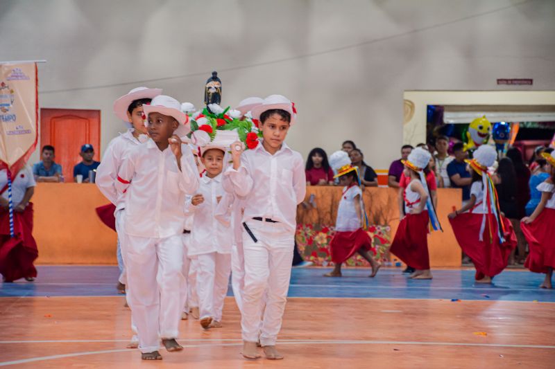  <div class='credito_fotos'>Foto: Karla Reis &nbsp;&nbsp;|&nbsp;&nbsp; <a href='/midias/2024/originais/7954_d9ac8ca4-8487-287f-3683-ac8327913935.jpg' download><i class='fa-solid fa-download'></i> Download</a></div>