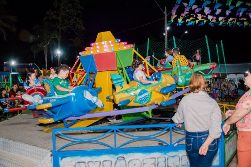  <div class='credito_fotos'>Foto: Karla Reis &nbsp;&nbsp;|&nbsp;&nbsp; <a href='/midias/2024/originais/7969_73f77685-a57b-1456-4771-f42517a8d81b.jpg' download><i class='fa-solid fa-download'></i> Download</a></div>