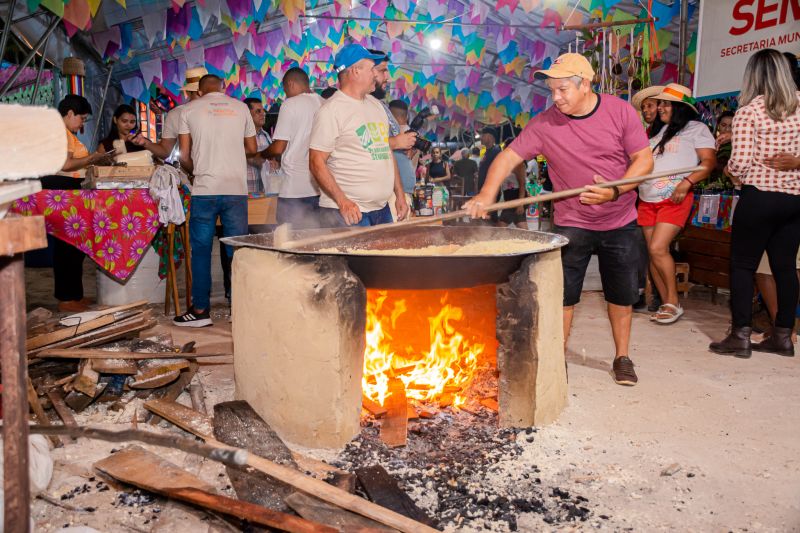  <div class='credito_fotos'>Foto: Karla Reis &nbsp;&nbsp;|&nbsp;&nbsp; <a href='/midias/2024/originais/7969_b76a67cf-b5f3-bc48-5811-b1a755dc4c85.jpg' download><i class='fa-solid fa-download'></i> Download</a></div>