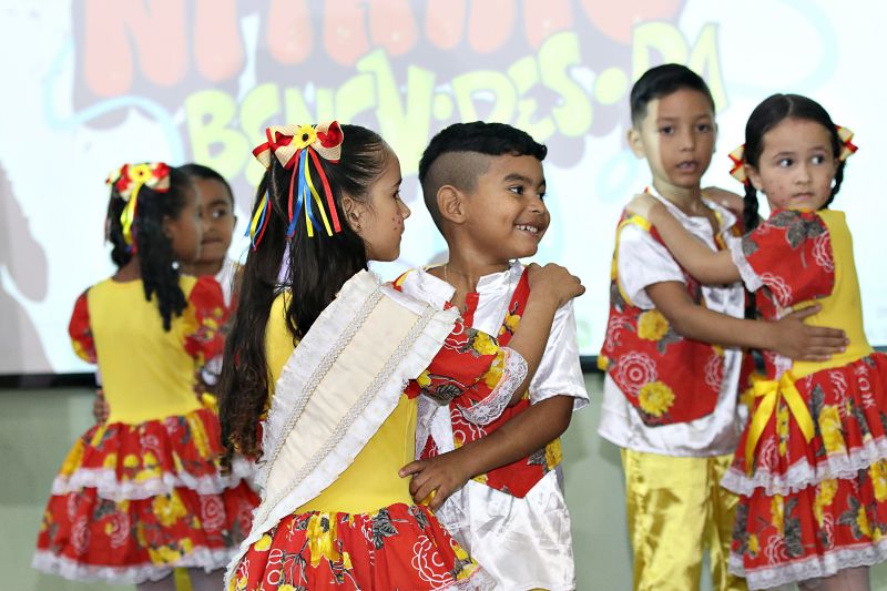 2 Fórum Comunitário UNICEF <div class='credito_fotos'>Foto: Márcio Souza &nbsp;&nbsp;|&nbsp;&nbsp; <a href='/midias/2024/originais/7973_46e5a408-ac57-cf04-f364-9df906e859b3.jpg' download><i class='fa-solid fa-download'></i> Download</a></div>