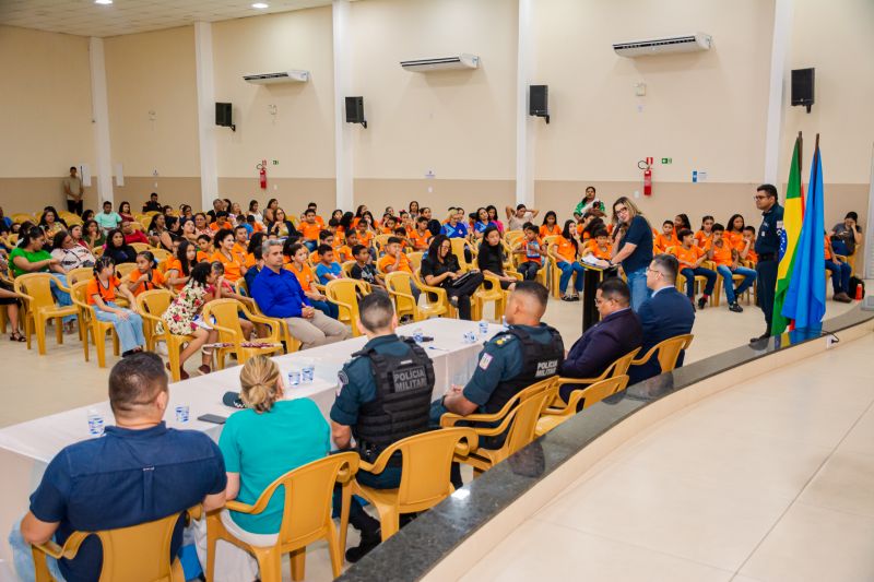  <div class='credito_fotos'>Foto: Karla Reis &nbsp;&nbsp;|&nbsp;&nbsp; <a href='/midias/2024/originais/8027_3e8da2f5-30c0-c37a-7384-2f3bb13f9101.jpg' download><i class='fa-solid fa-download'></i> Download</a></div>