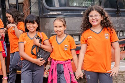 galeria: PARCERIA ESCOLA/SEMAGRI - DISTRIBUIÇÃO DE MILHO