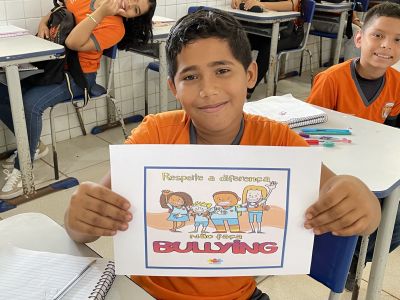notícia: Intervenção de sensibilização de combate ao Bullying nas escolas é realizada com os alunos de Ensino Fundamental II 
