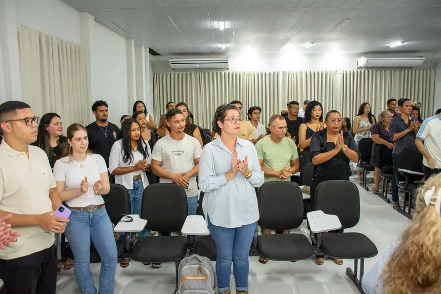  <div class='credito_fotos'>Foto: Karla Reis &nbsp;&nbsp;|&nbsp;&nbsp; <a href='/midias/2025/originais/20251115190631-GF00009210-F00106876.webp' download><i class='fa-solid fa-download'></i> Download</a></div>