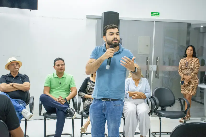  <div class='credito_fotos'>Foto: Karla Reis &nbsp;&nbsp;|&nbsp;&nbsp; <a href='/midias/2025/originais/20251115190711-GF00009210-F00106895.webp' download><i class='fa-solid fa-download'></i> Download</a></div>