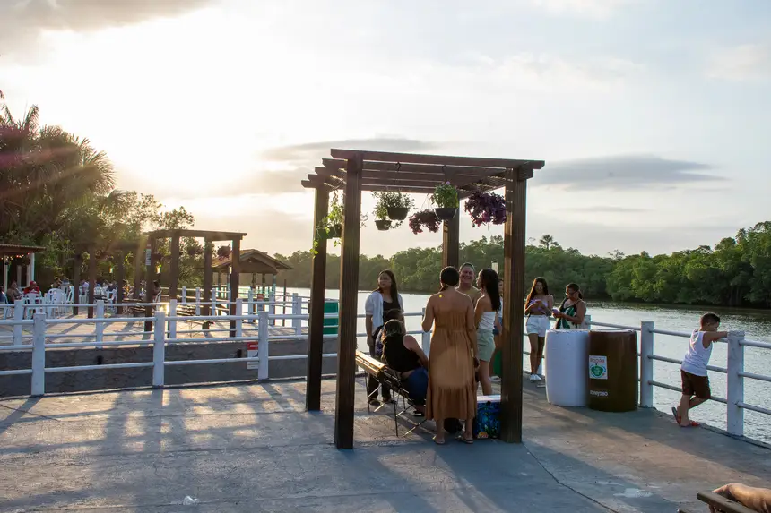  <div class='credito_fotos'>Foto: Karla Reis &nbsp;&nbsp;|&nbsp;&nbsp; <a href='/midias/2025/originais/20251117113649-GF00009211-F00106946.webp' download><i class='fa-solid fa-download'></i> Download</a></div>