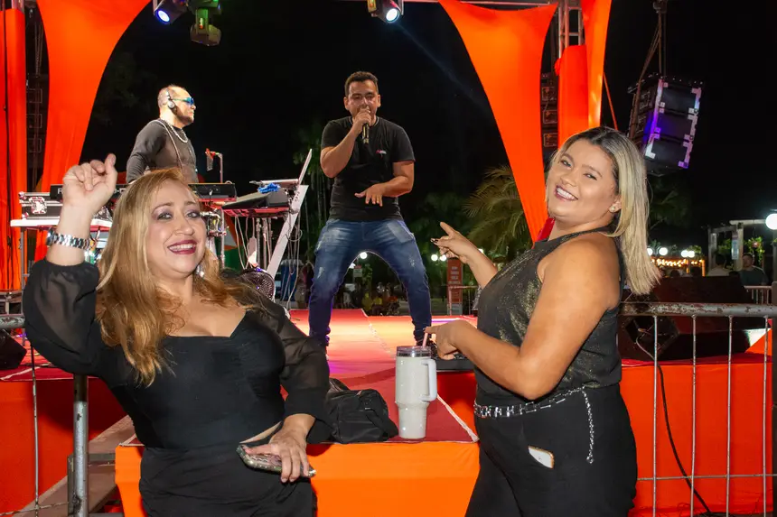  <div class='credito_fotos'>Foto: Karla Reis &nbsp;&nbsp;|&nbsp;&nbsp; <a href='/midias/2025/originais/20251117113734-GF00009211-F00106980.webp' download><i class='fa-solid fa-download'></i> Download</a></div>