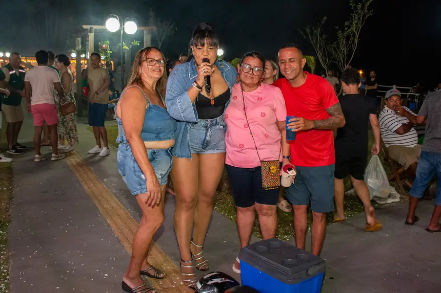  <div class='credito_fotos'>Foto: Karla Reis &nbsp;&nbsp;|&nbsp;&nbsp; <a href='/midias/2025/originais/20251117113824-GF00009211-F00107016.webp' download><i class='fa-solid fa-download'></i> Download</a></div>