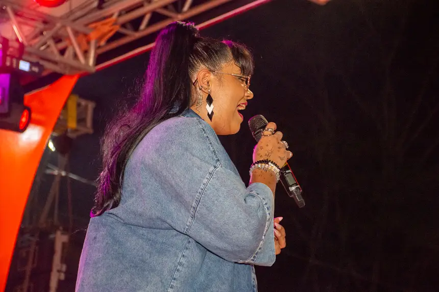  <div class='credito_fotos'>Foto: Karla Reis &nbsp;&nbsp;|&nbsp;&nbsp; <a href='/midias/2025/originais/20251117113832-GF00009211-F00107022.webp' download><i class='fa-solid fa-download'></i> Download</a></div>