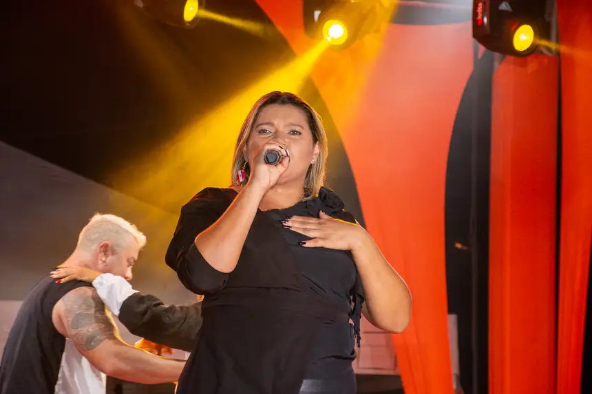  <div class='credito_fotos'>Foto: Karla Reis &nbsp;&nbsp;|&nbsp;&nbsp; <a href='/midias/2025/originais/20251117113900-GF00009211-F00107043.webp' download><i class='fa-solid fa-download'></i> Download</a></div>