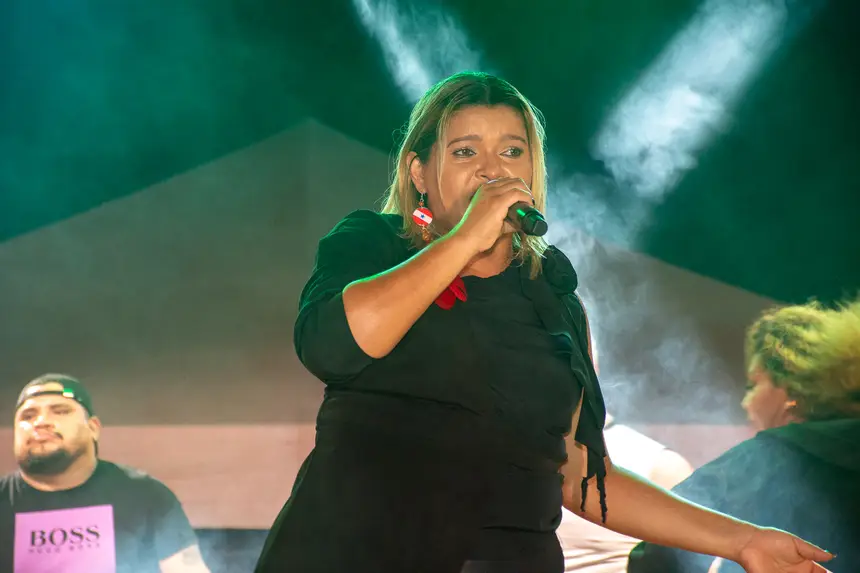  <div class='credito_fotos'>Foto: Karla Reis &nbsp;&nbsp;|&nbsp;&nbsp; <a href='/midias/2025/originais/20251117113904-GF00009211-F00107046.webp' download><i class='fa-solid fa-download'></i> Download</a></div>