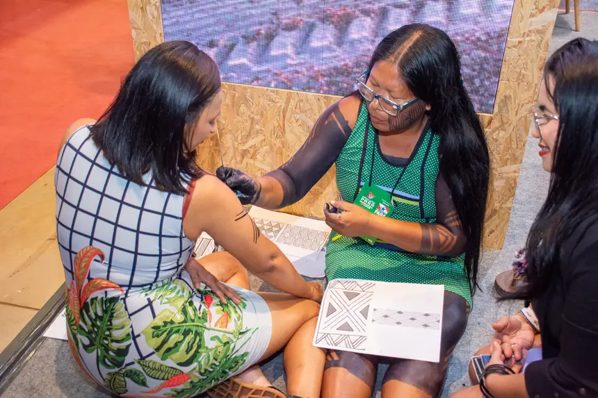  <div class='credito_fotos'>Foto: Karla Reis &nbsp;&nbsp;|&nbsp;&nbsp; <a href='/midias/2025/originais/20251119102050-GF00009215-F00107212.webp' download><i class='fa-solid fa-download'></i> Download</a></div>