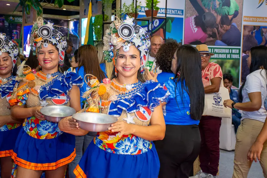  <div class='credito_fotos'>Foto: Karla Reis &nbsp;&nbsp;|&nbsp;&nbsp; <a href='/midias/2025/originais/20251119102117-GF00009215-F00107232.webp' download><i class='fa-solid fa-download'></i> Download</a></div>