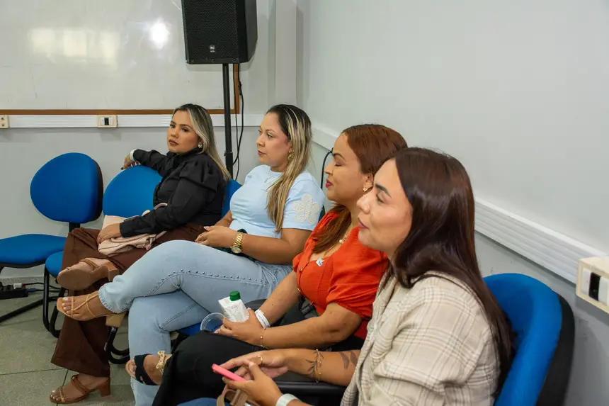  <div class='credito_fotos'>Foto: Karla Reis &nbsp;&nbsp;|&nbsp;&nbsp; <a href='/midias/2025/originais/20251121004231-GF00009216-F00107244.webp' download><i class='fa-solid fa-download'></i> Download</a></div>