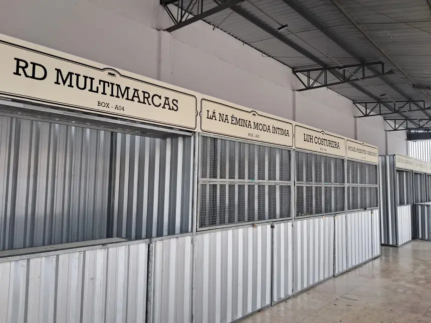 São 146 boxes novinhos, prontos para serem ocupados e fortalecerem o comércio local. Mais espaço digno para nossos empreendedores!