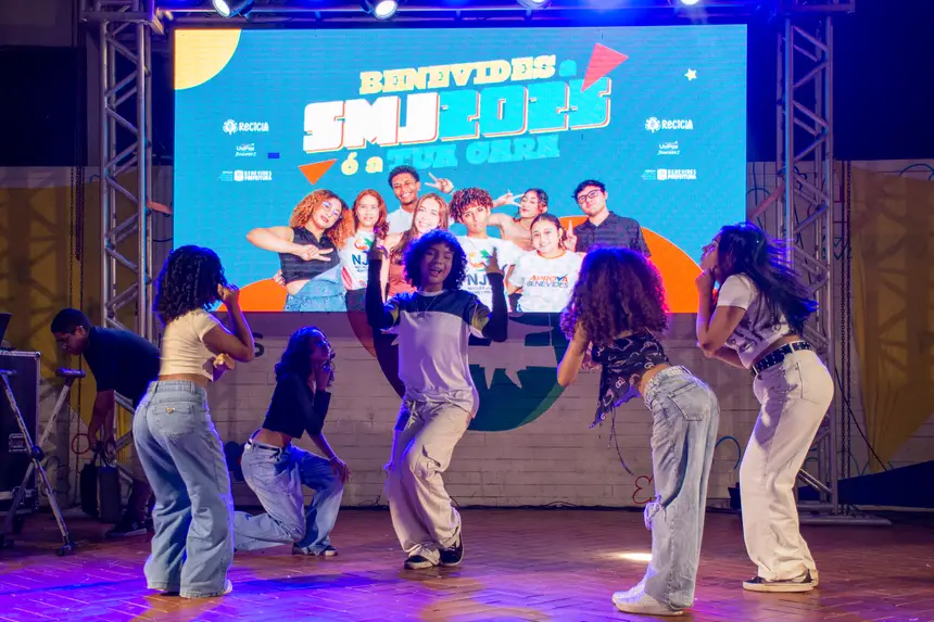  <div class='credito_fotos'>Foto: Karla Reis &nbsp;&nbsp;|&nbsp;&nbsp; <a href='/midias/2025/originais/20251128094837-GF00009220-F00107433.webp' download><i class='fa-solid fa-download'></i> Download</a></div>