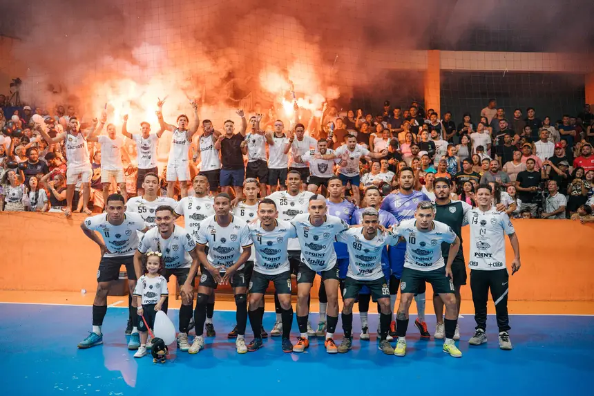  <div class='credito_fotos'>Foto: Heloam Sousa &nbsp;&nbsp;|&nbsp;&nbsp; <a href='/midias/2025/originais/20251129194622-GF00009221-F00107527.webp' download><i class='fa-solid fa-download'></i> Download</a></div>