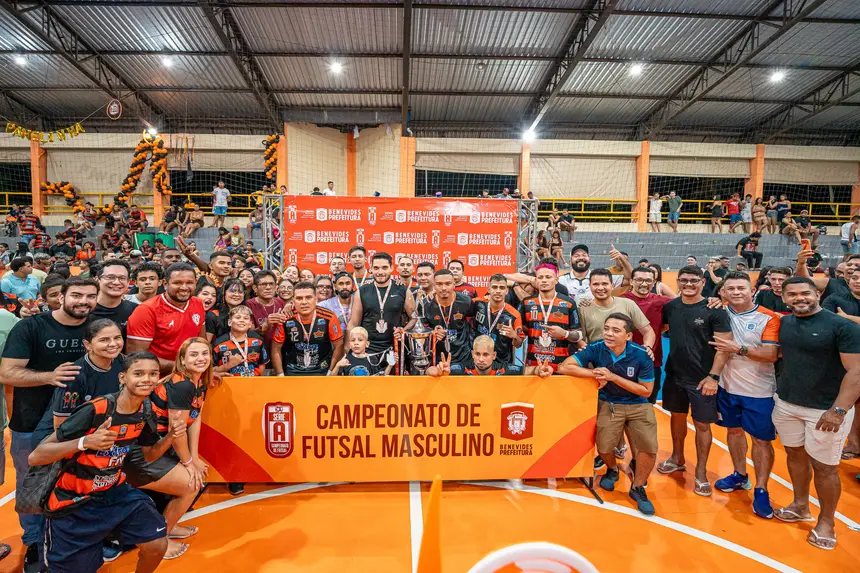  <div class='credito_fotos'>Foto: Heloam Sousa &nbsp;&nbsp;|&nbsp;&nbsp; <a href='/midias/2025/originais/20251129194645-GF00009221-F00107544.webp' download><i class='fa-solid fa-download'></i> Download</a></div>