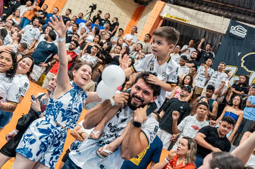  <div class='credito_fotos'>Foto: Heloam Sousa &nbsp;&nbsp;|&nbsp;&nbsp; <a href='/midias/2025/originais/20251129194651-GF00009221-F00107548.webp' download><i class='fa-solid fa-download'></i> Download</a></div>