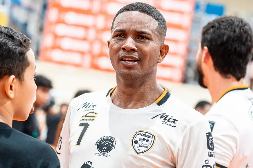  <div class='credito_fotos'>Foto: Heloam Sousa &nbsp;&nbsp;|&nbsp;&nbsp; <a href='/midias/2025/originais/20251129194652-GF00009221-F00107549.webp' download><i class='fa-solid fa-download'></i> Download</a></div>