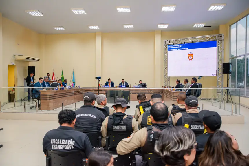  <div class='credito_fotos'>Foto: Karla Reis &nbsp;&nbsp;|&nbsp;&nbsp; <a href='/midias/2025/originais/20251205143518-GF00009229-F00107715.webp' download><i class='fa-solid fa-download'></i> Download</a></div>