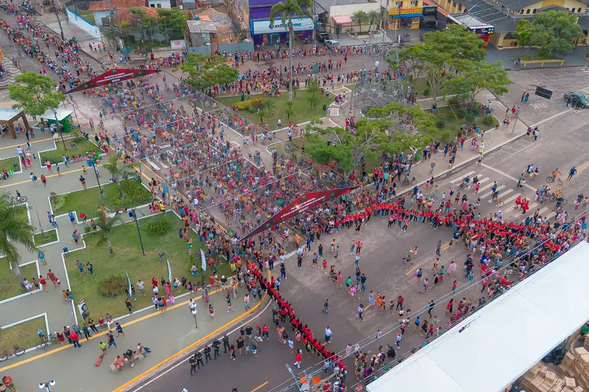  <div class='credito_fotos'>Foto: Heloam Sousa &nbsp;&nbsp;|&nbsp;&nbsp; <a href='/midias/2025/originais/20251215161101-GF00009233-F00107884.webp' download><i class='fa-solid fa-download'></i> Download</a></div>