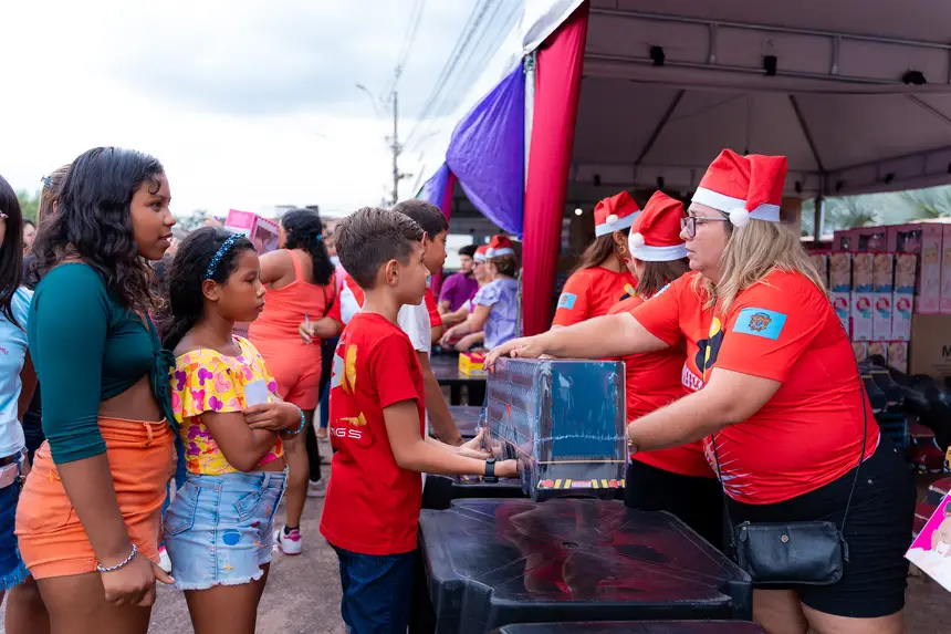  <div class='credito_fotos'>Foto: Heloam Sousa &nbsp;&nbsp;|&nbsp;&nbsp; <a href='/midias/2025/originais/20251215161130-GF00009233-F00107903.webp' download><i class='fa-solid fa-download'></i> Download</a></div>