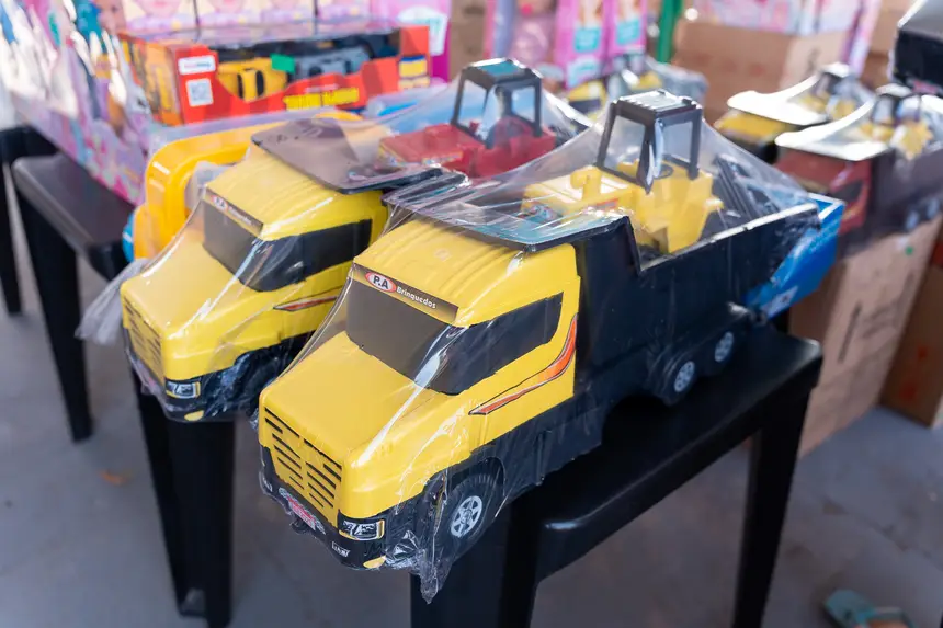  <div class='credito_fotos'>Foto: Heloam Sousa &nbsp;&nbsp;|&nbsp;&nbsp; <a href='/midias/2025/originais/20251217115927-GF00009237-F00108041.webp' download><i class='fa-solid fa-download'></i> Download</a></div>