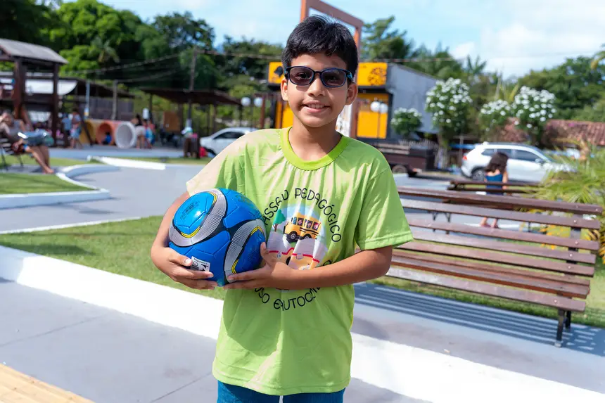  <div class='credito_fotos'>Foto: Heloam Sousa &nbsp;&nbsp;|&nbsp;&nbsp; <a href='/midias/2025/originais/20251217120011-GF00009237-F00108070.webp' download><i class='fa-solid fa-download'></i> Download</a></div>