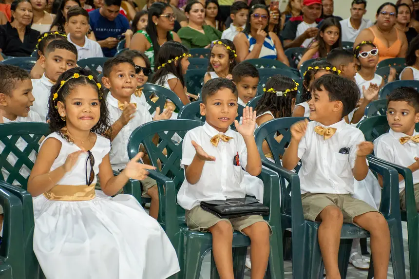  <div class='credito_fotos'>Foto: Karla Reis &nbsp;&nbsp;|&nbsp;&nbsp; <a href='/midias/2025/originais/20251219103308-GF00009241-F00108114.webp' download><i class='fa-solid fa-download'></i> Download</a></div>