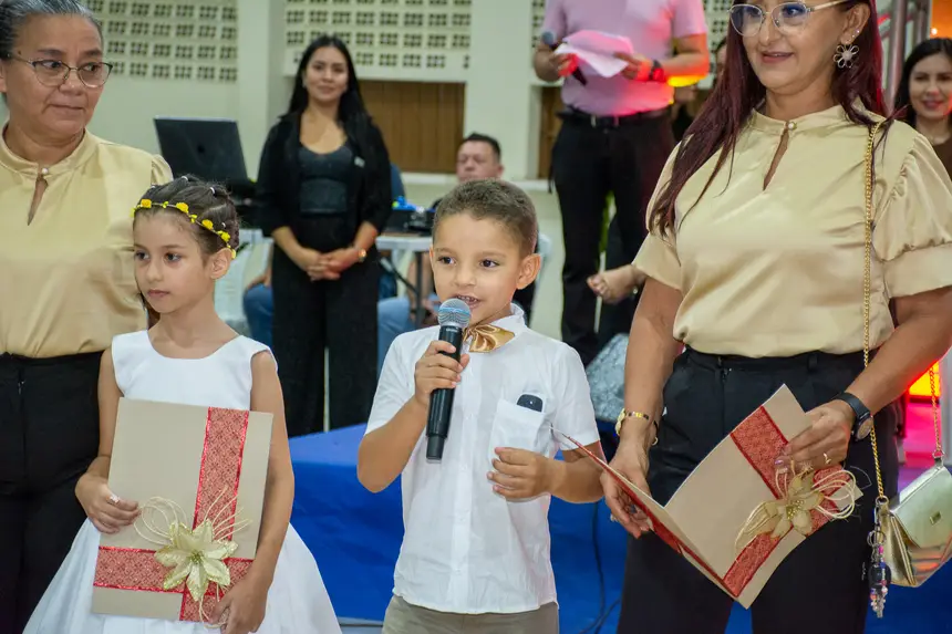  <div class='credito_fotos'>Foto: Karla Reis &nbsp;&nbsp;|&nbsp;&nbsp; <a href='/midias/2025/originais/20251219103325-GF00009241-F00108126.webp' download><i class='fa-solid fa-download'></i> Download</a></div>